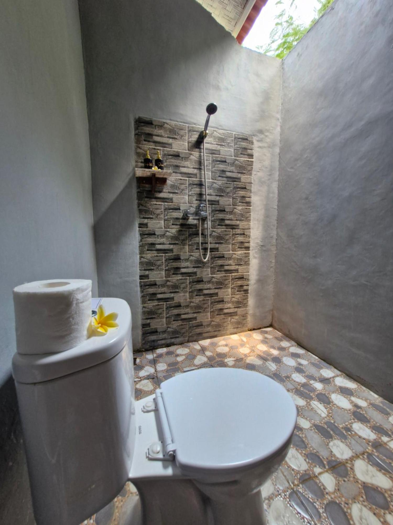 The Layar Homestay Batununggul Eksteriør bilde