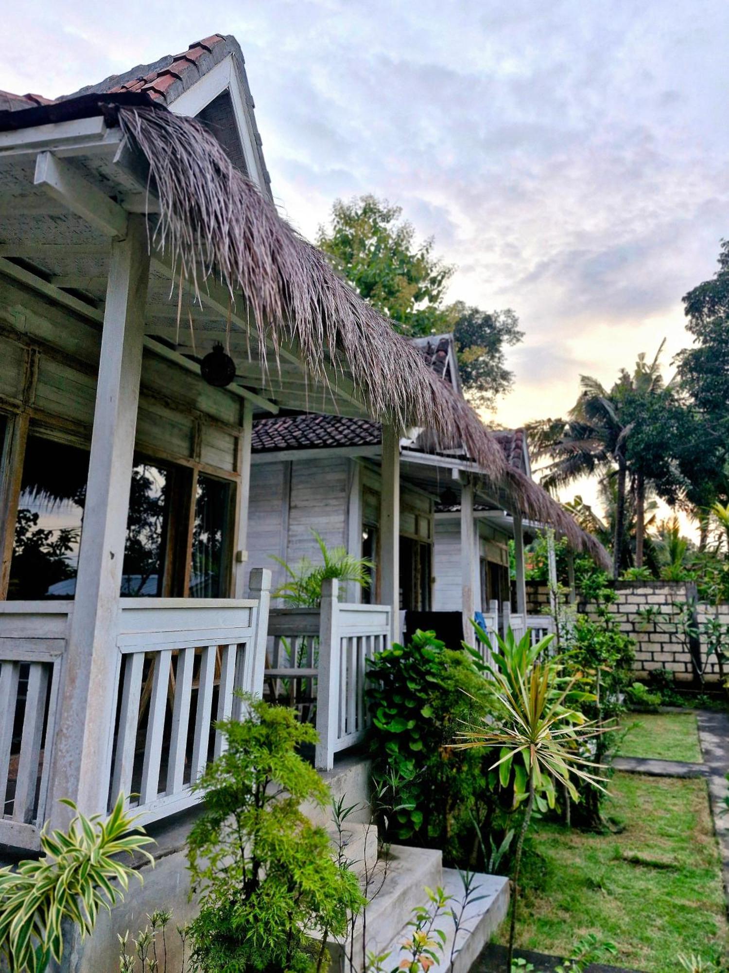 The Layar Homestay Batununggul Eksteriør bilde